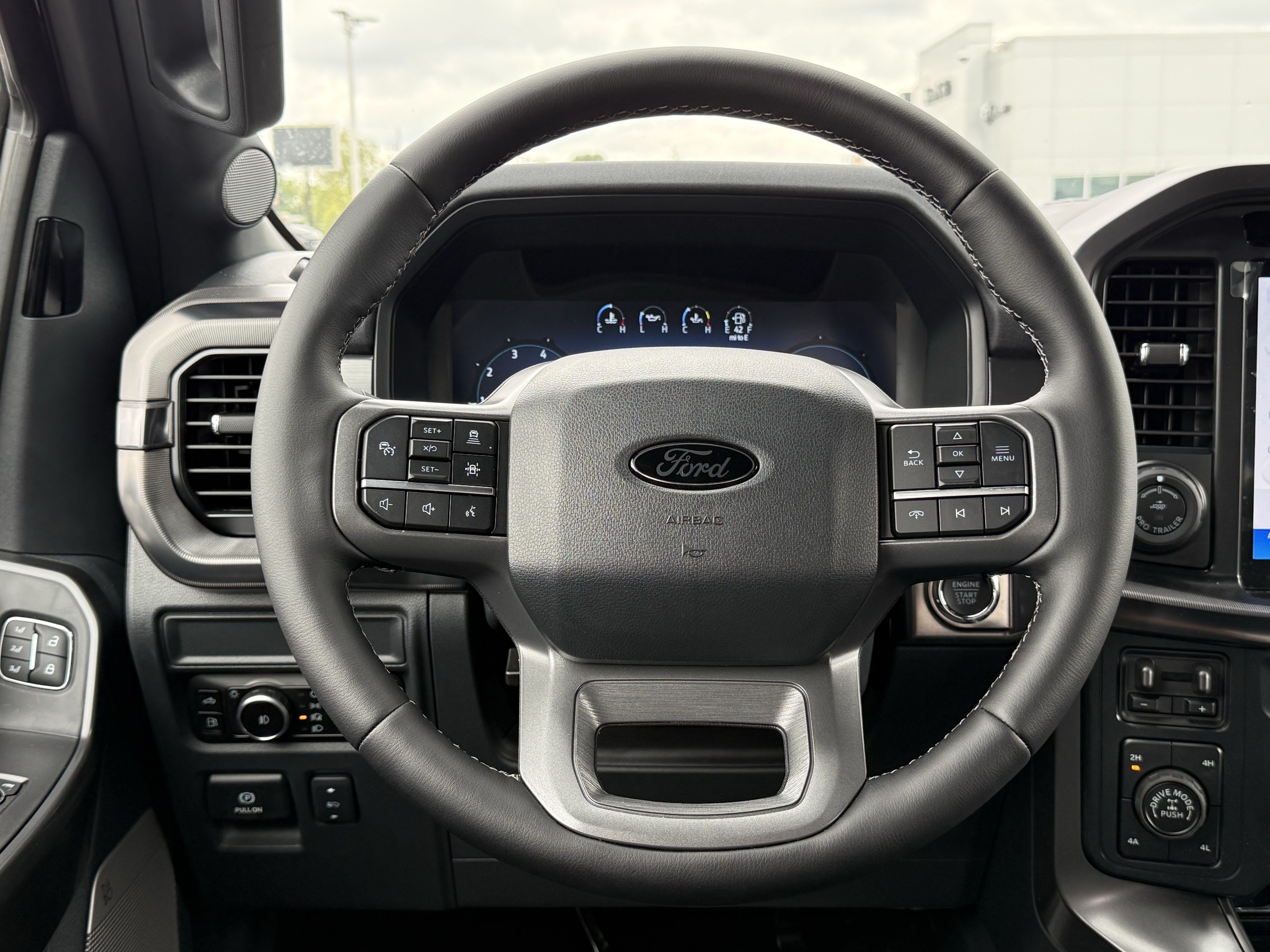 Used 2025 Ford F150 Lariat w/ Bed Utility Package AWD/4WD image 19