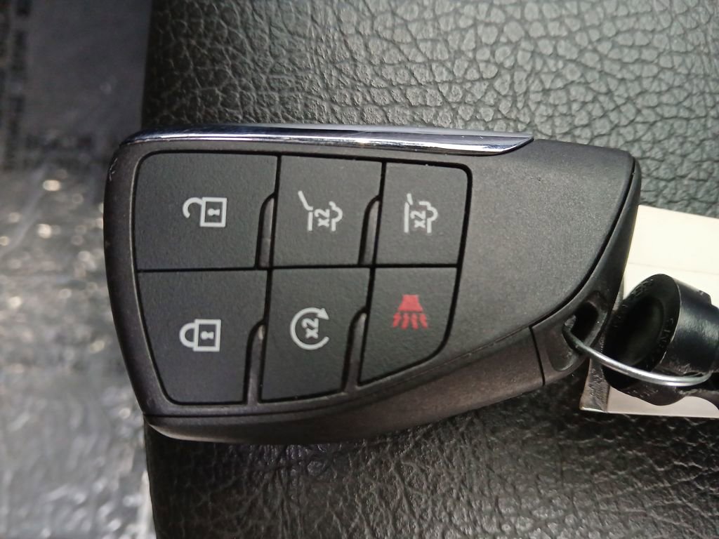 Used 2022 GMC Yukon XL Denali image 30