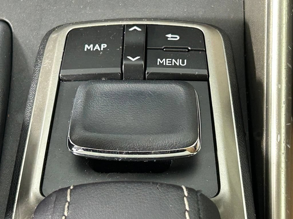 Used 2017 Lexus IS 300 AWD image 23