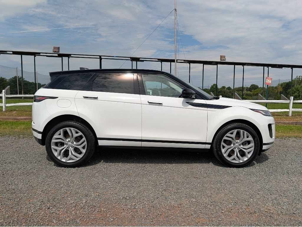 Used 2022 Land Rover Range Rover Evoque S AWD/4WD image 4
