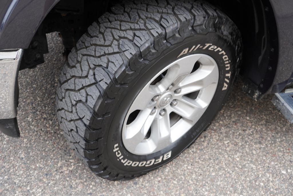 Certified 2019 RAM 1500 Laramie w/ Trailer Tow Group AWD/4WD image 13