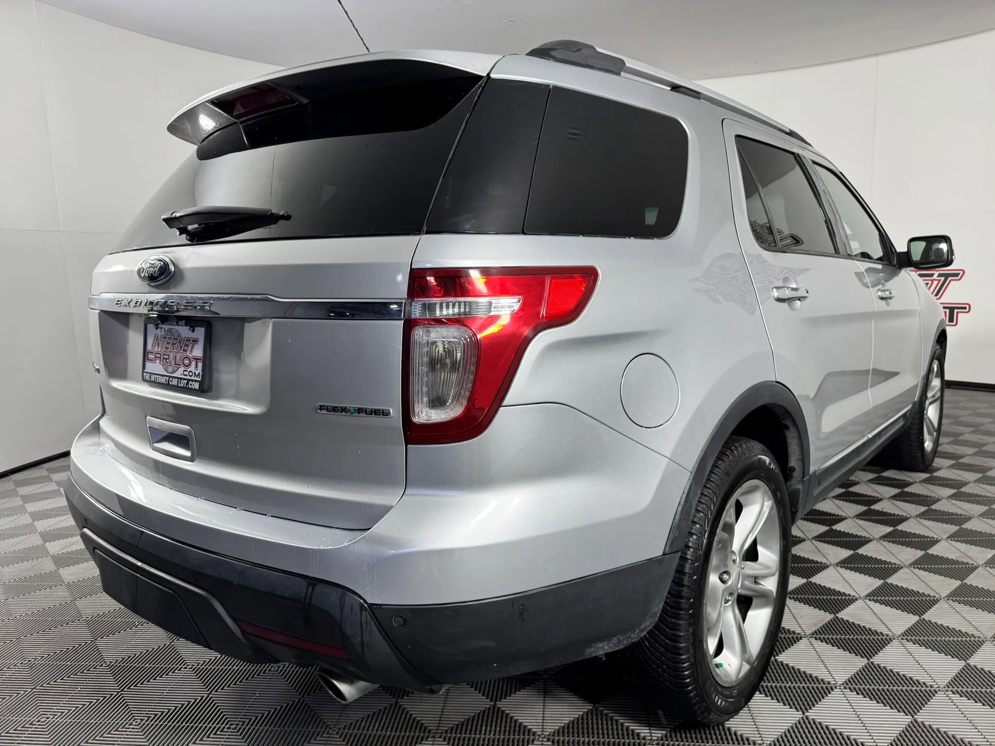 Used 2014 Ford Explorer Limited w/ Equipment Group 302A FWD image 29