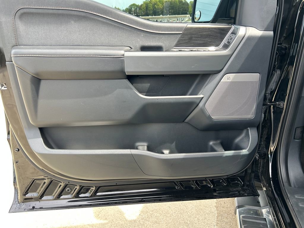 Used 2024 Ford F150 Lariat w/ FX4 Off-Road Package AWD/4WD image 12