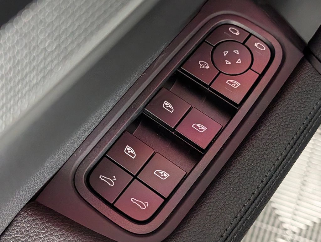 New 2026 Porsche Cayenne AWD/4WD image 27