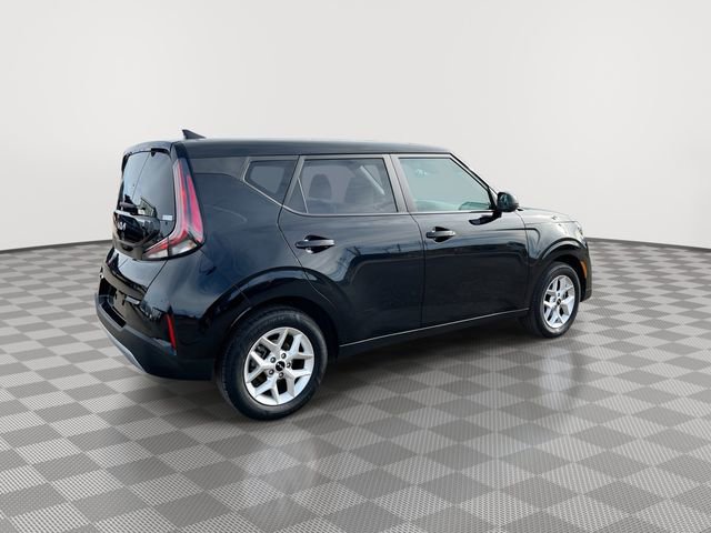 Used 2023 Kia Soul LX w/ LX Technology Package image 10