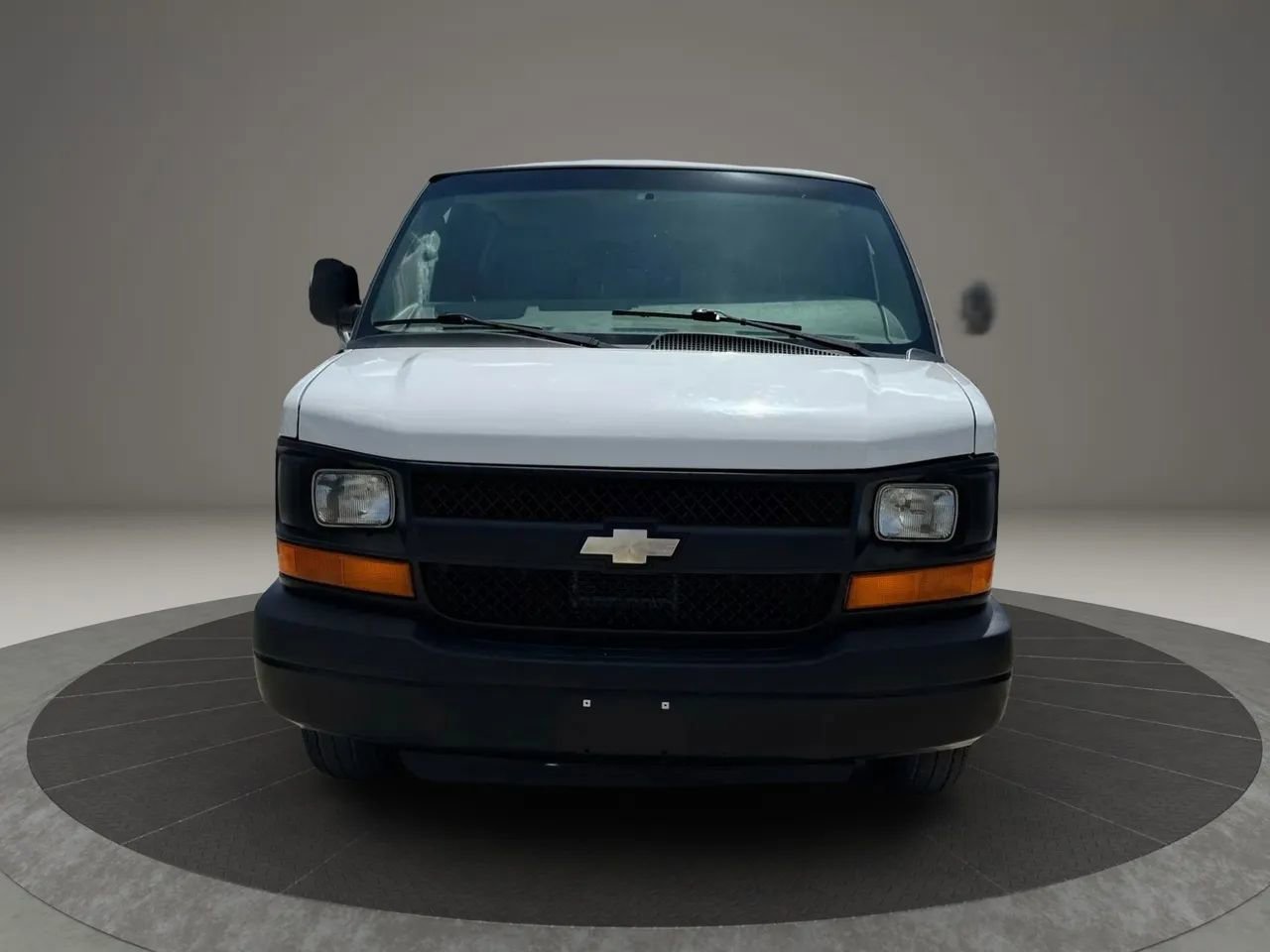 Used 2011 Chevrolet Express 2500 LS image 10
