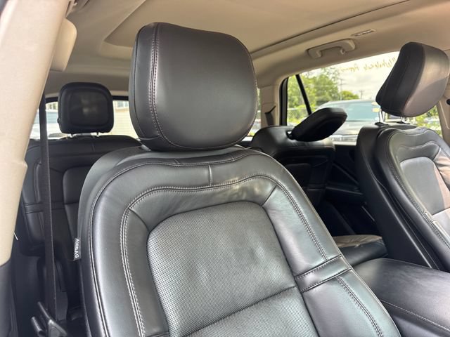 Used 2020 Lincoln Aviator Reserve w/ Equipment Group 201A AWD/4WD image 28
