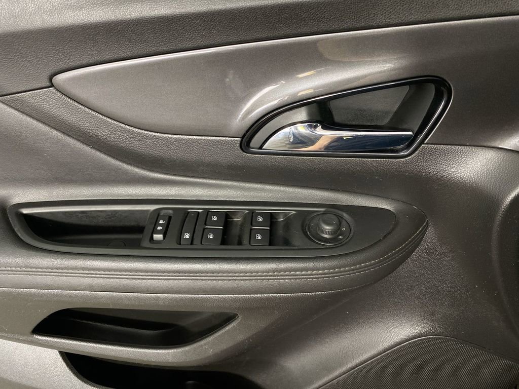Used 2019 Buick Encore Preferred w/ Safety Package FWD image 13