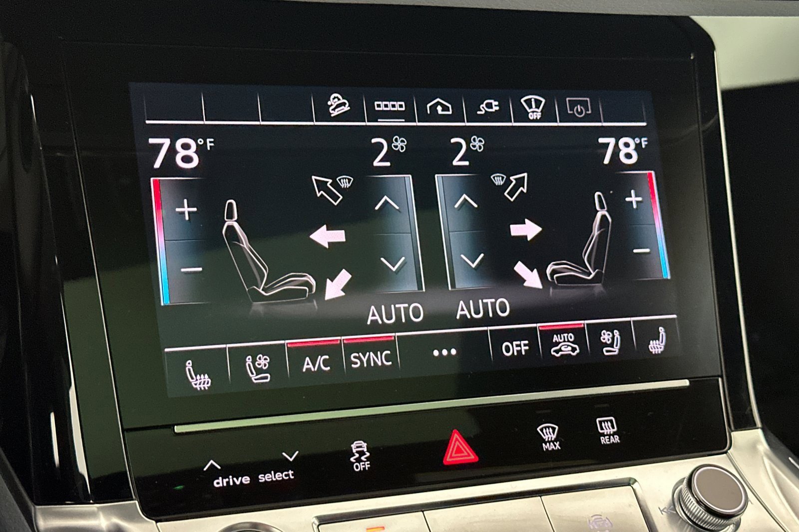 Used 2023 Audi e-tron Prestige w/ Prestige Package image 20