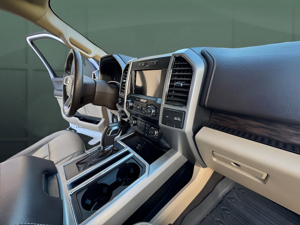 Used 2019 Ford F150 Lariat image 11