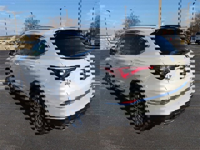 Used 2022 Acura MDX SH-AWD w/ Advance Package image 5