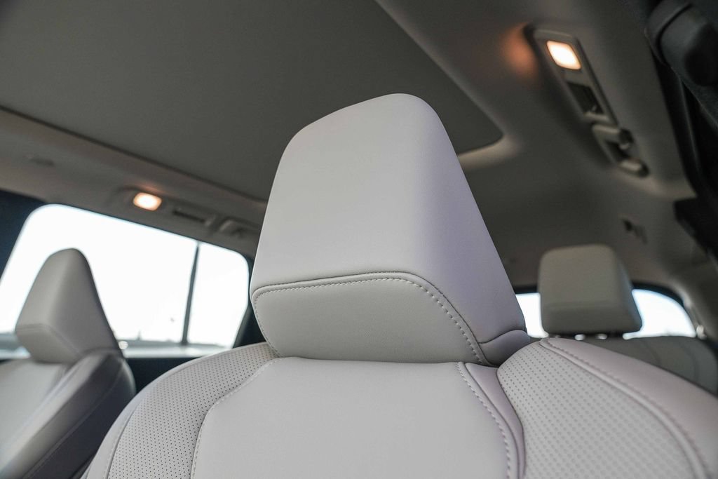 Certified 2026 INFINITI QX60 Pure w/ Cargo Package FWD image 23