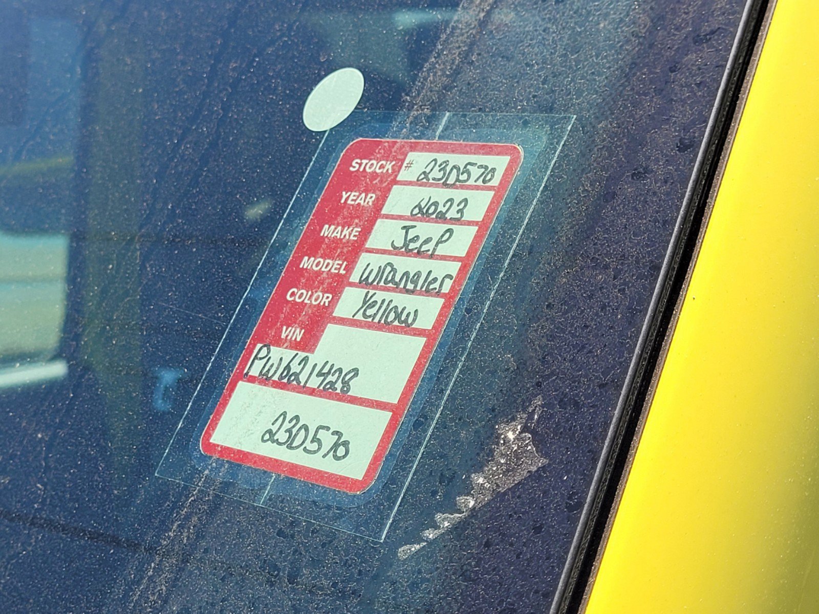 New 2023 Jeep Wrangler Unlimited w/ Sun & Screen Package image 19