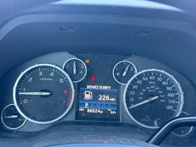 Used 2017 Toyota Tundra SR5 w/ TRD Off Road Package AWD/4WD image 20