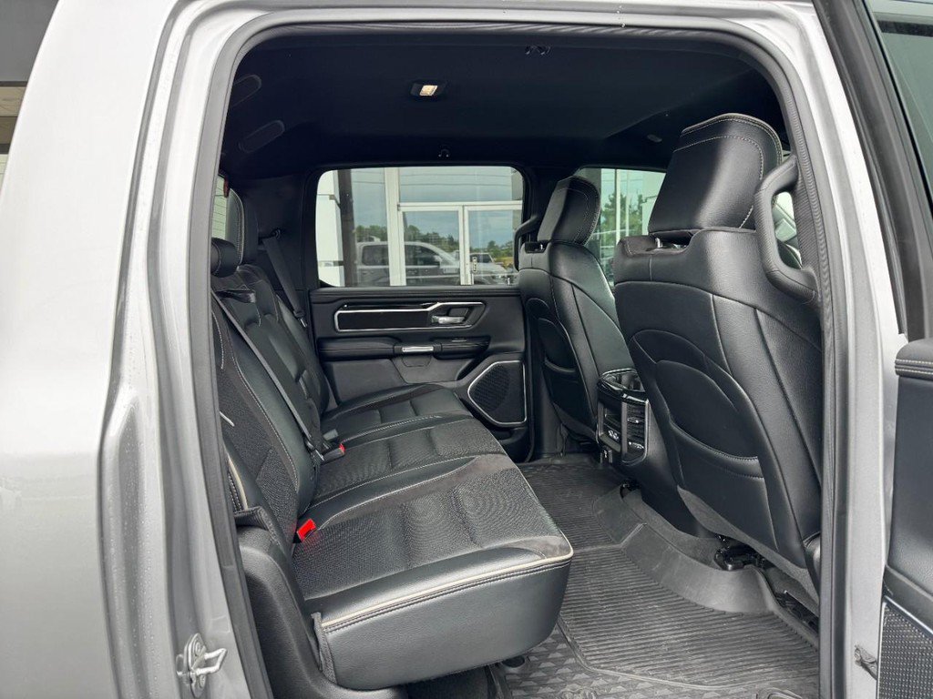 Used 2021 RAM 1500 Laramie w/ Sport Appearance Package AWD/4WD image 13