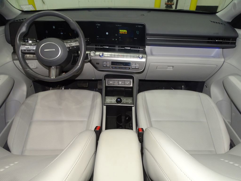 Used 2024 Hyundai Kona Limited image 32