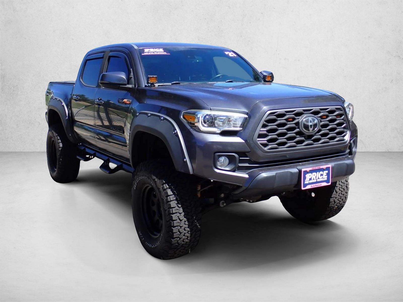 Used 2021 Toyota Tacoma TRD Off-Road w/ Technology Package AWD/4WD image 6