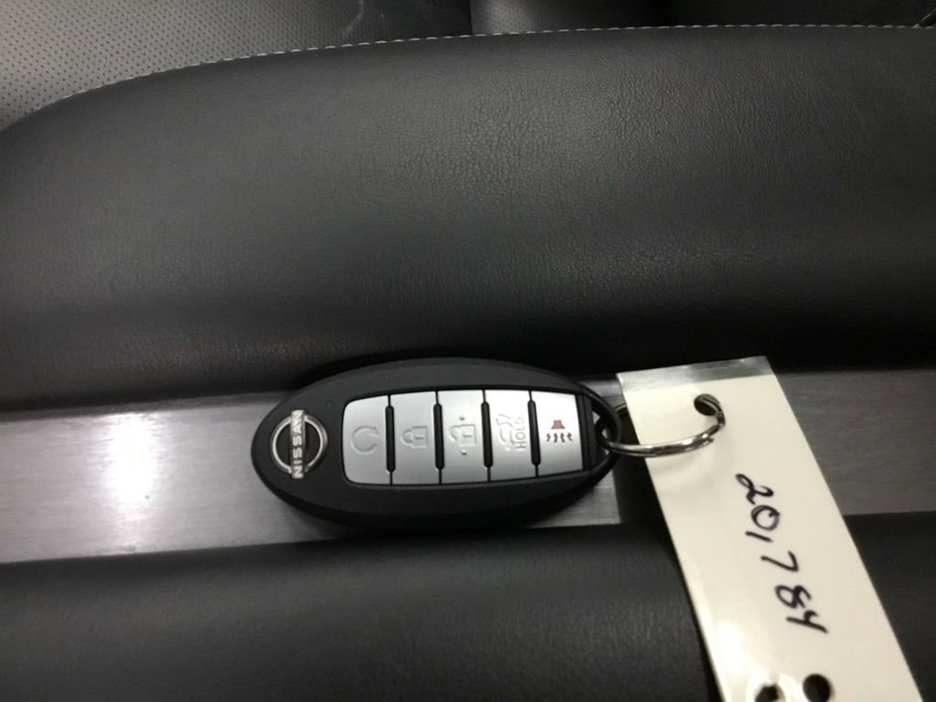 Used 2023 Nissan Murano SL image 10