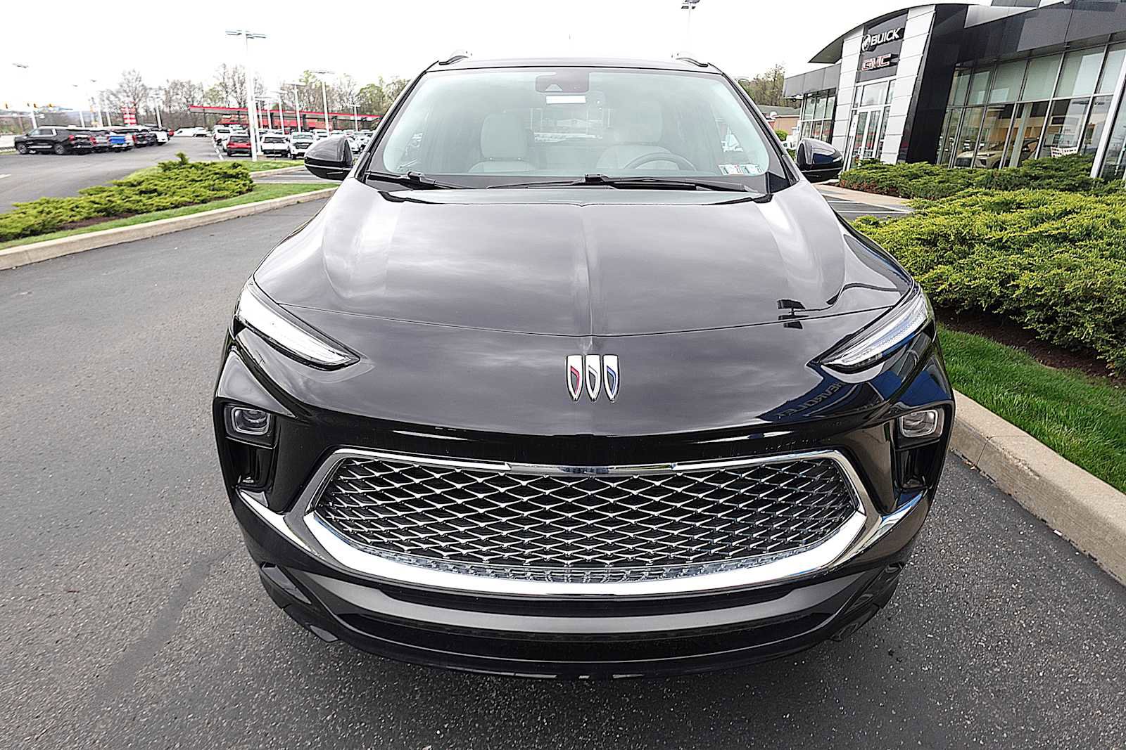 Used 2024 Buick Encore GX Avenir w/ Avenir Convenience Package image 7