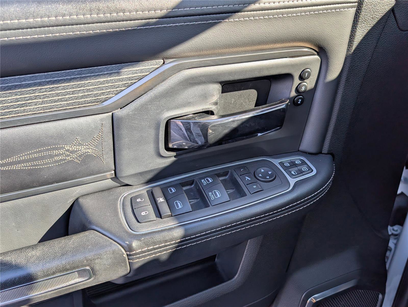 Used 2023 RAM 2500 Limited w/ Night Edition image 19