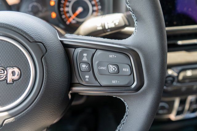 New 2026 Jeep Gladiator Sport AWD/4WD image 17
