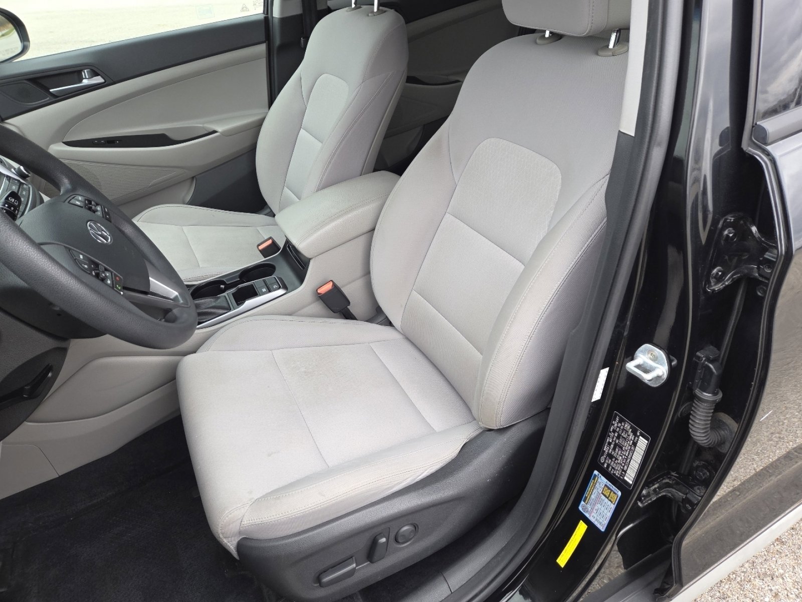 Used 2017 Hyundai Tucson SE image 20