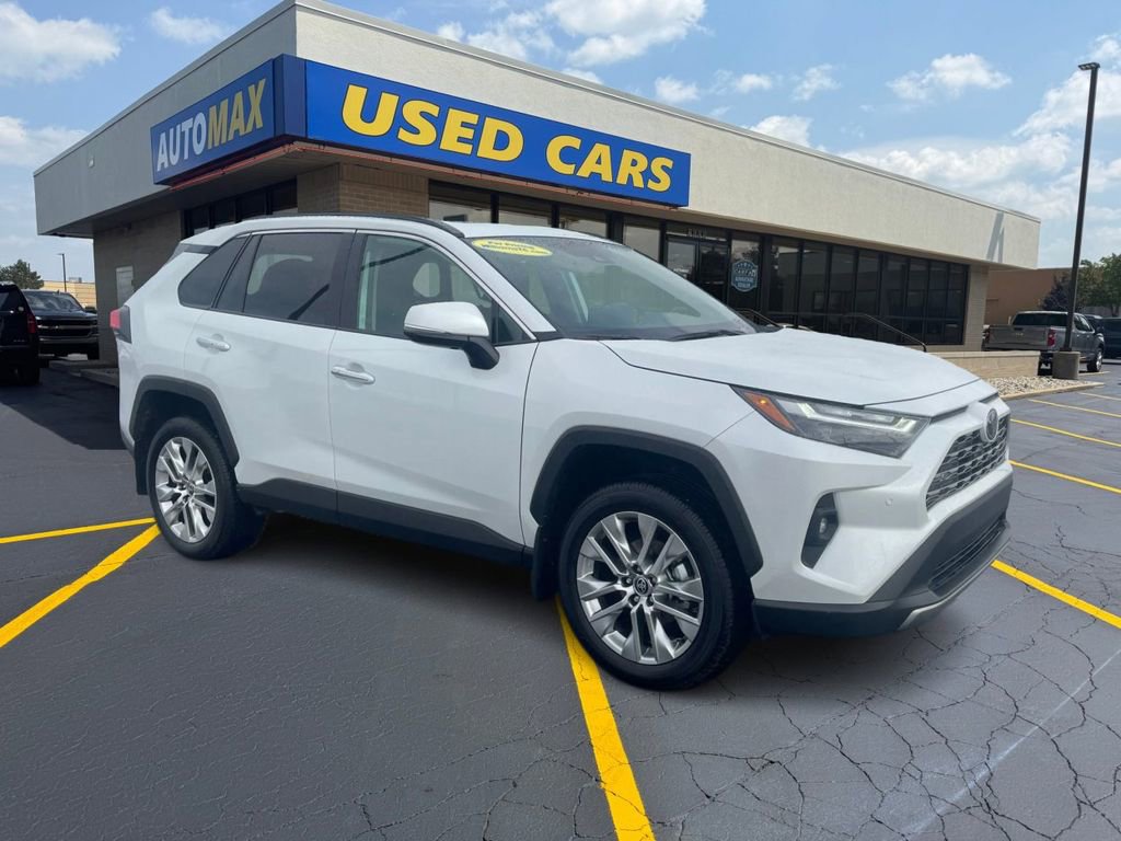 Used 2025 Toyota RAV4 Limited w/ Weather Package image 4