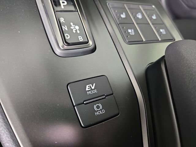 New 2026 Lexus UX 300h AWD image 27