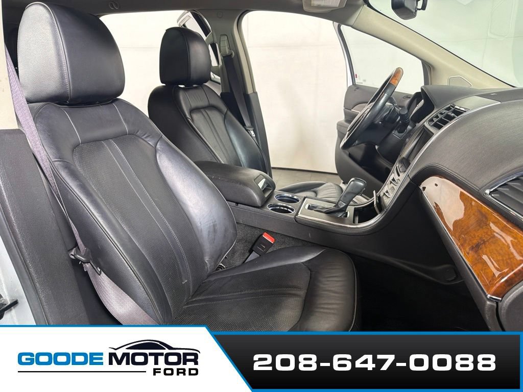 Used 2013 Lincoln MKX AWD image 23
