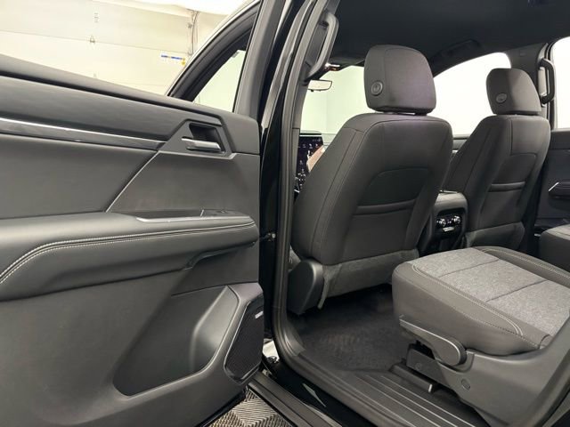 New 2026 GMC Acadia Elevation image 39