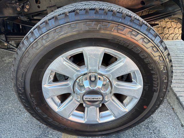 Used 2018 Ford F350 Platinum w/ Platinum Ultimate Package AWD/4WD image 10