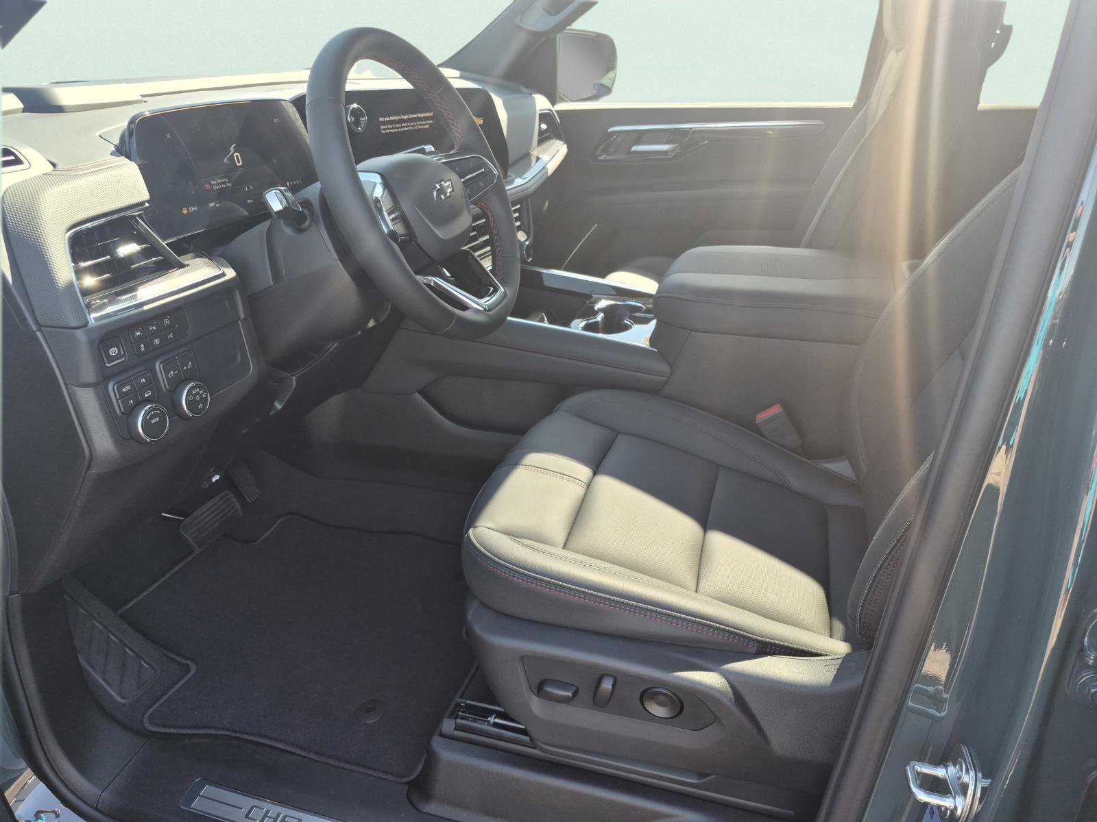 New 2026 Chevrolet Tahoe RST w/ Comfort Package AWD/4WD image 5