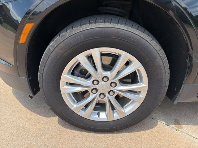 Certified 2024 Cadillac XT5 Luxury FWD image 12