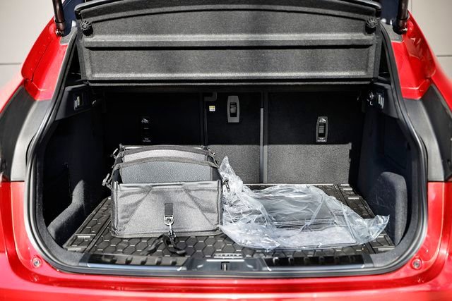 New 2026 Jaguar F-PACE R-Dynamic S AWD/4WD image 32