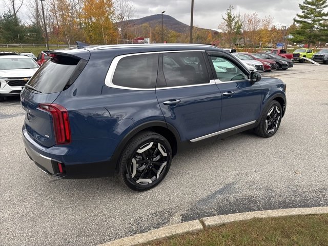 Used 2025 Kia Telluride S image 27