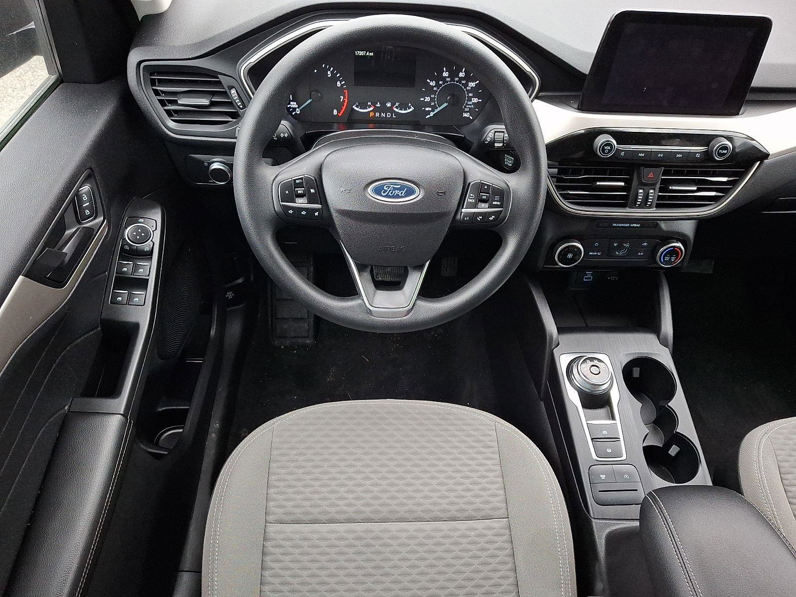 Used 2022 Ford Escape SE image 11