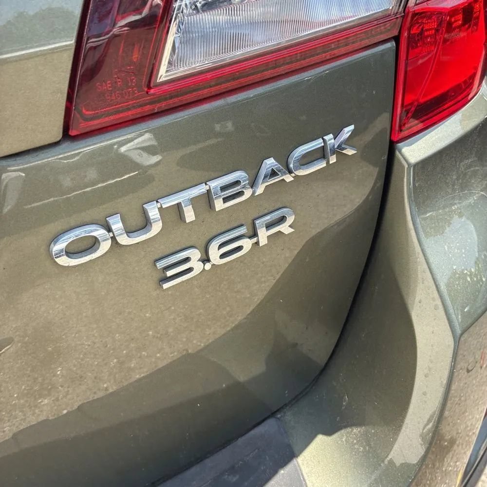 Used 2017 Subaru Outback 3.6R Touring AWD/4WD image 16