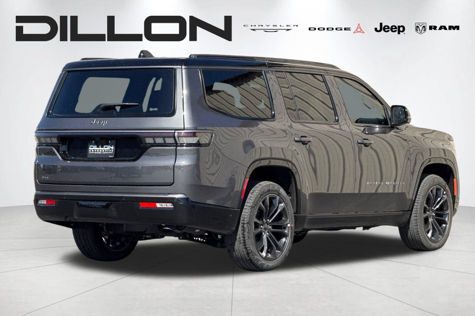 New 2026 Jeep Grand Wagoneer Summit AWD/4WD image 3