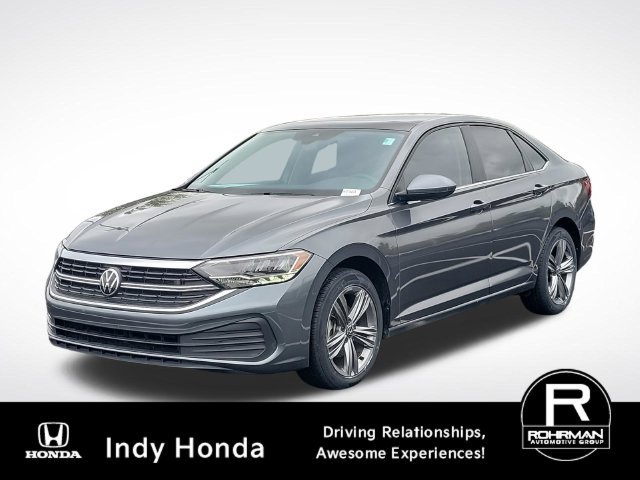 Used 2024 Volkswagen Jetta SE w/ Panoramic Sunroof Package
