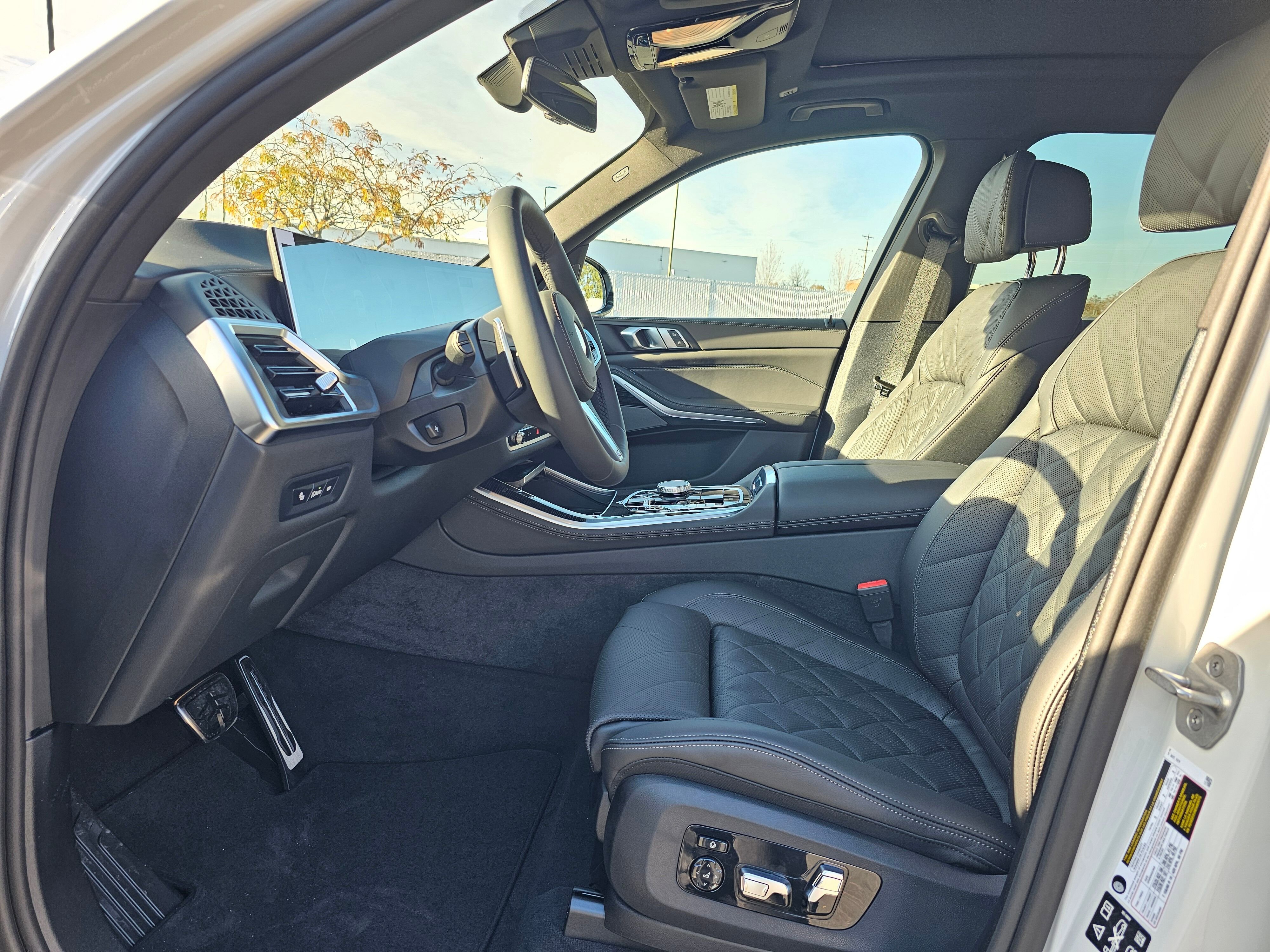 New 2026 BMW X5 xDrive40i w/ M Sport Package image 11