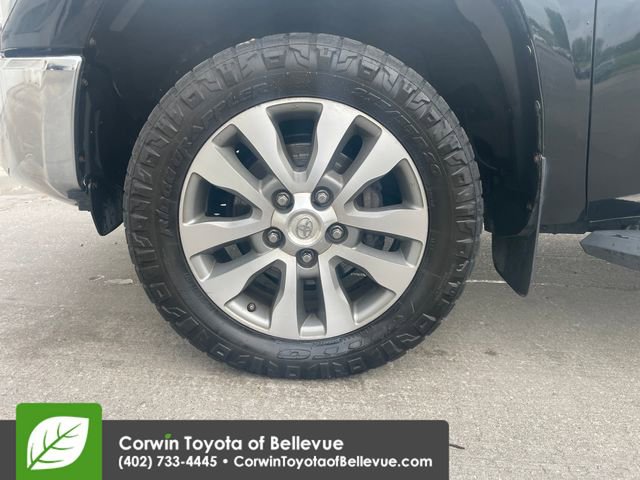 Used 2017 Toyota Tundra Limited w/ Limited Premium Package AWD/4WD image 26
