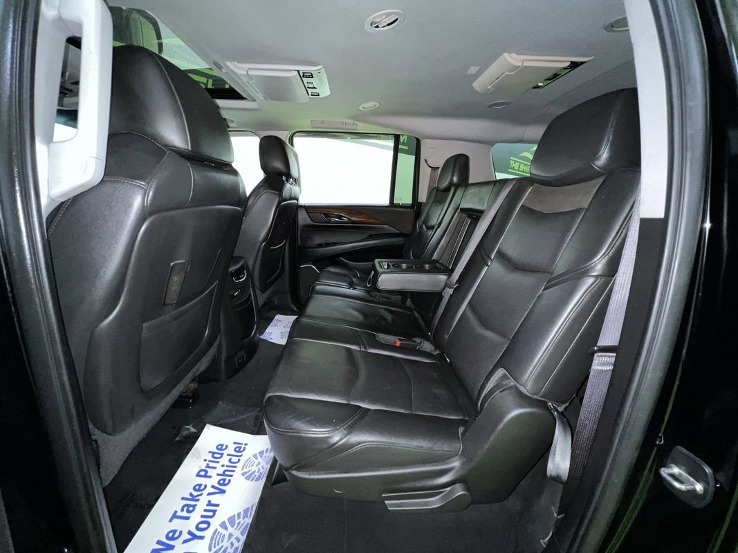 Used 2015 Cadillac Escalade ESV Premium AWD/4WD image 28