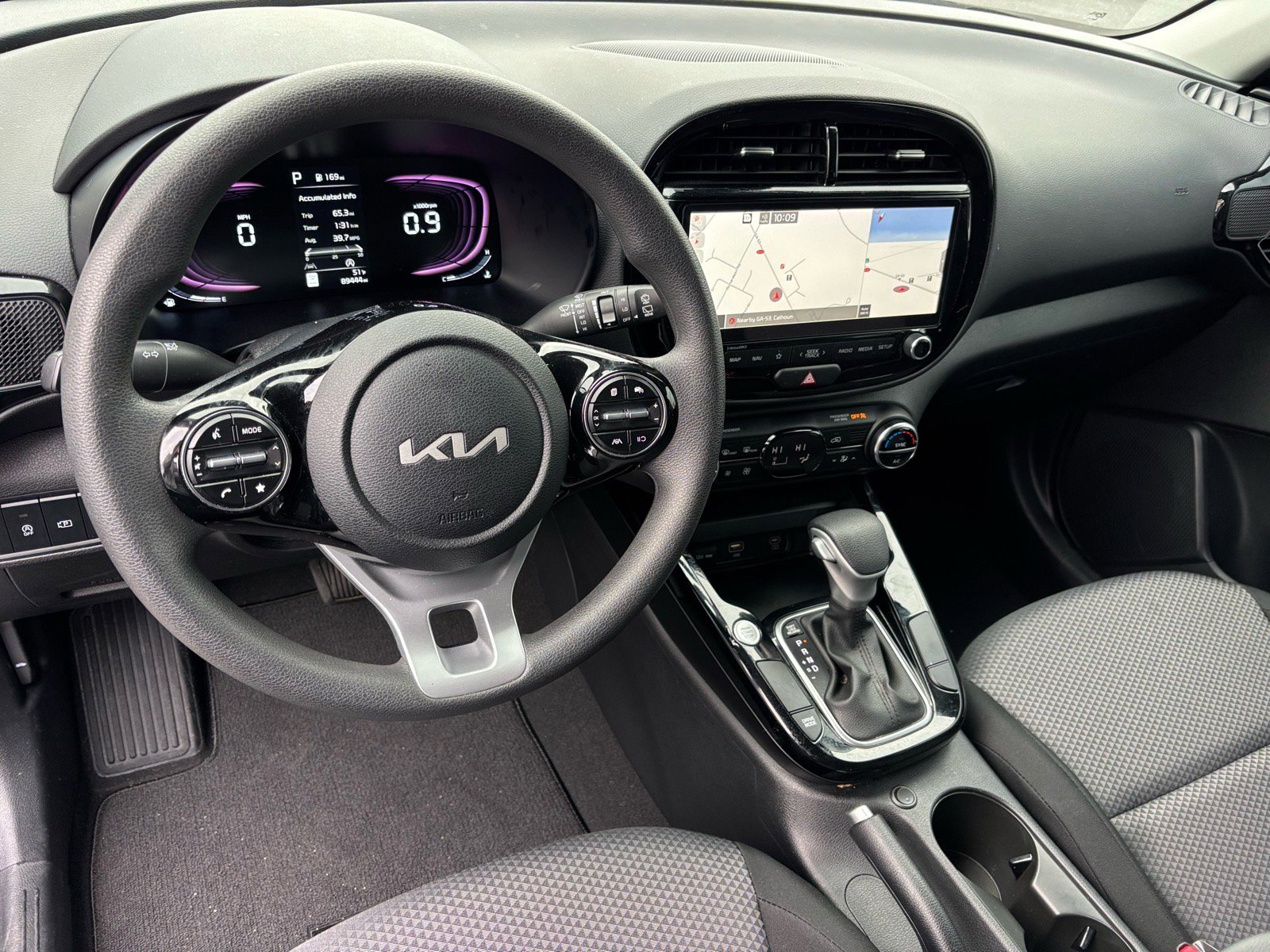 Used 2023 Kia Soul S FWD image 12