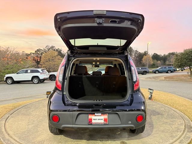 Used 2019 Kia Soul FWD image 28
