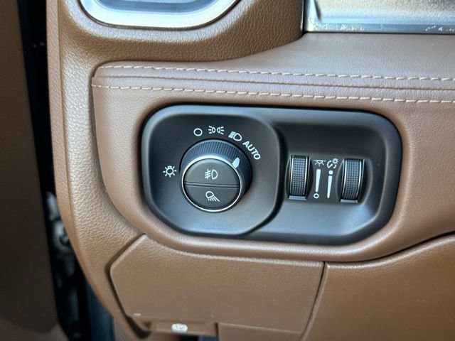 Used 2019 RAM 3500 Limited AWD/4WD image 34