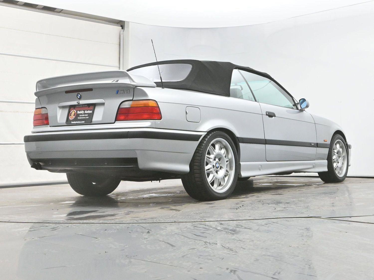 Used 1999 BMW M3 Convertible image 34