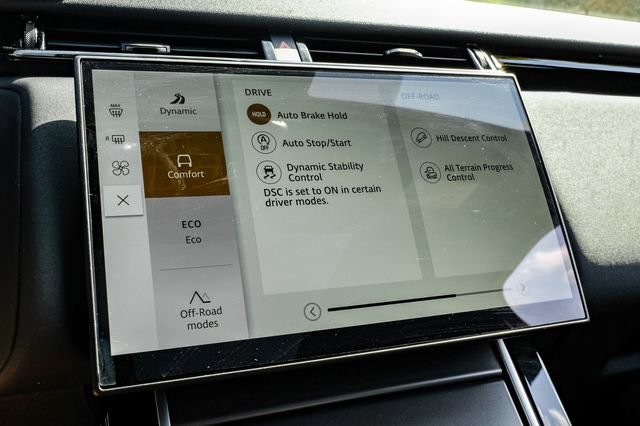New 2026 Land Rover Range Rover Velar S AWD/4WD image 35