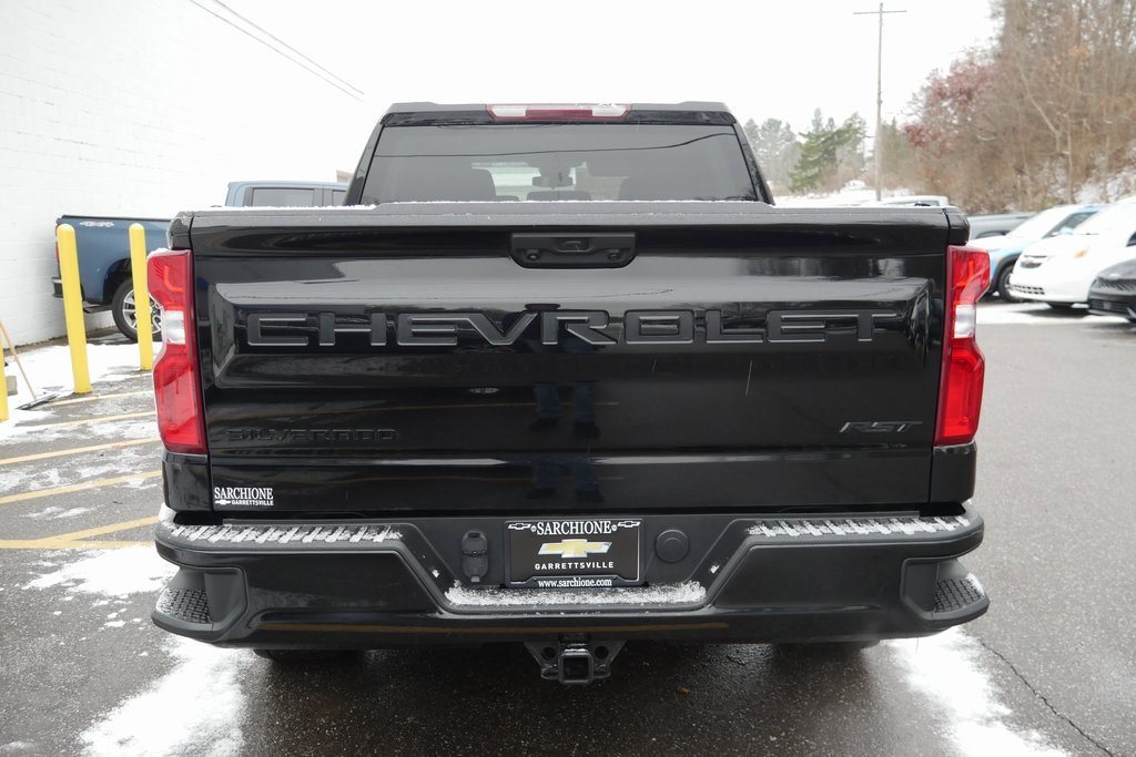 Used 2022 Chevrolet Silverado 1500 RST w/ LPO, Dark Essentials Package image 6
