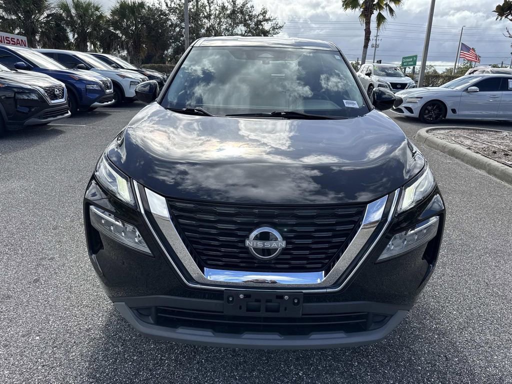 Certified 2023 Nissan Rogue SV image 9