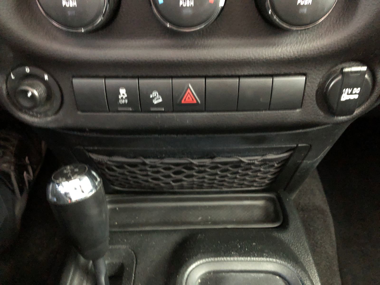Used 2018 Jeep Wrangler Unlimited Sport S image 24